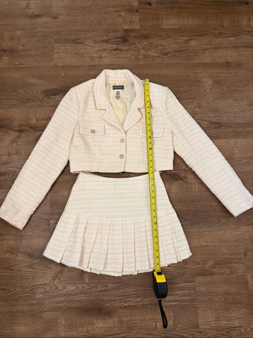 Sans Souci Light Blush Tweed Cropped Blazer and Pleated Mini Skirt Set